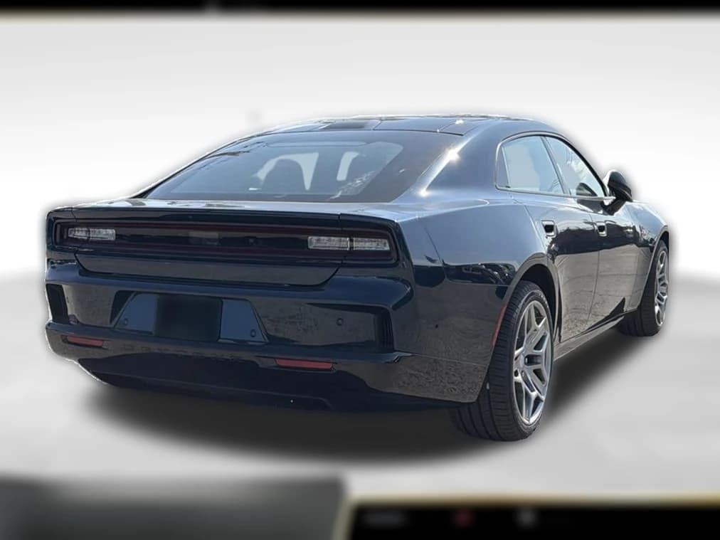 Dodge Charger Daytona Scat Pack 4-Door AWD 2026 — side view