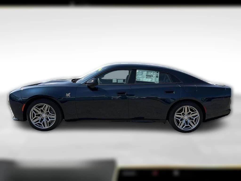 Dodge Charger Daytona Scat Pack 4-Door AWD 2026 — side view