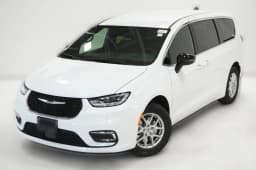 Chrysler Pacifica Select FWD 2026 — side view