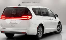 Chrysler Pacifica Select FWD 2027 — side view