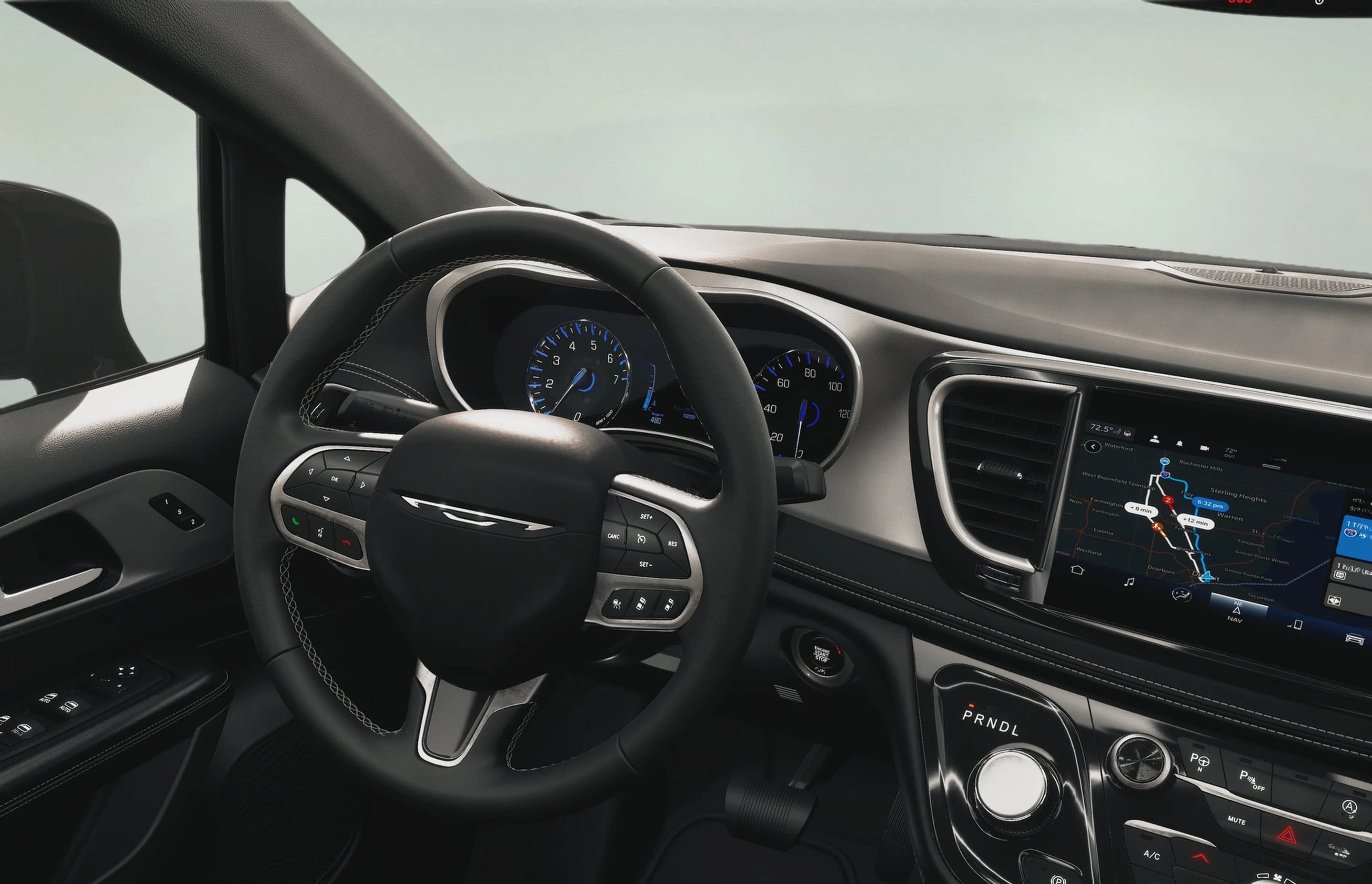 Chrysler Pacifica Select FWD 2027 — side view