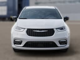 Chrysler Pacifica Select FWD 2026 — side view