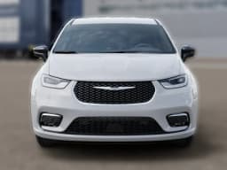 Chrysler Pacifica Select FWD 2026 — side view