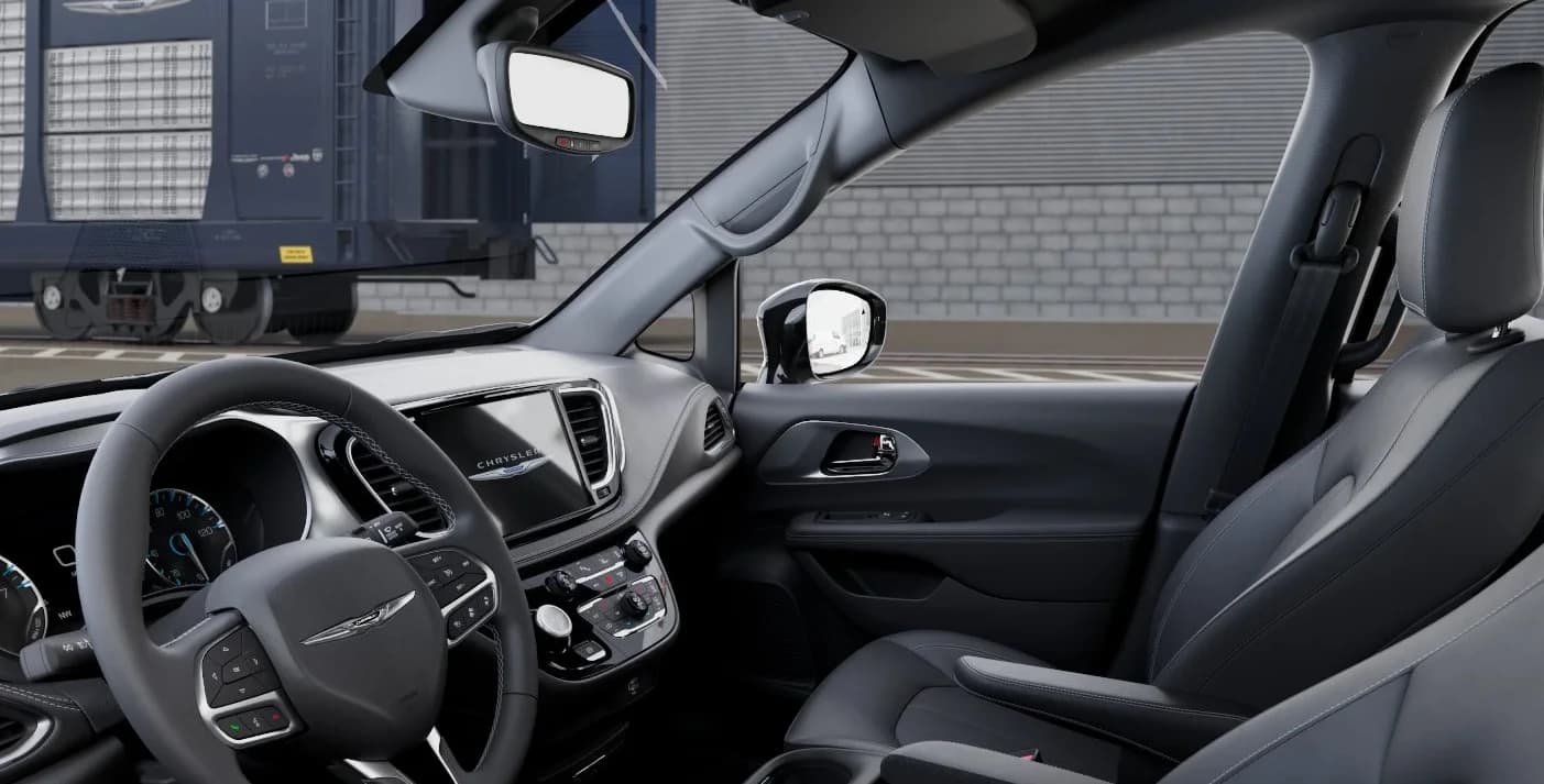 Chrysler Pacifica Select FWD 2026 — side view
