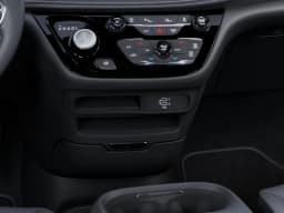 Chrysler Pacifica Select FWD 2026 — side view