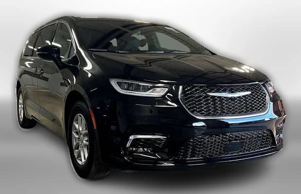Chrysler Pacifica Select FWD 2026 — side view