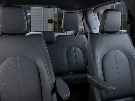 Chrysler Pacifica Select FWD 2026 — side view