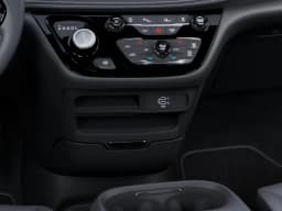 Chrysler Pacifica Select FWD 2026 — side view