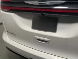 Chrysler Pacifica Select FWD 2026 — side view