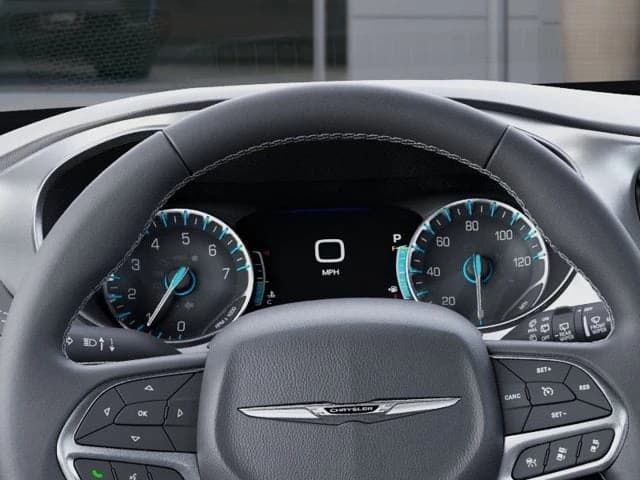 Chrysler Pacifica Select FWD 2026 — side view