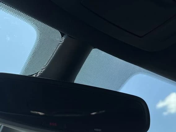 Chrysler Pacifica Select FWD 2026 — side view