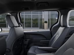 Chrysler Pacifica Select FWD 2026 — side view