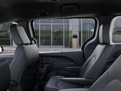 Chrysler Pacifica Select FWD 2026 — side view
