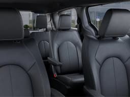 Chrysler Pacifica Select FWD 2026 — side view