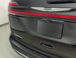 Chrysler Pacifica Select FWD 2026 — side view