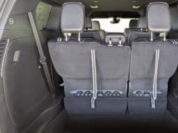 Chrysler Pacifica Select FWD 2026 — side view