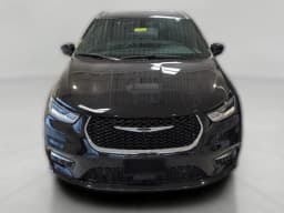 Chrysler Pacifica Select FWD 2026 — side view