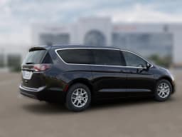 Chrysler Voyager LX FWD 2026 — side view