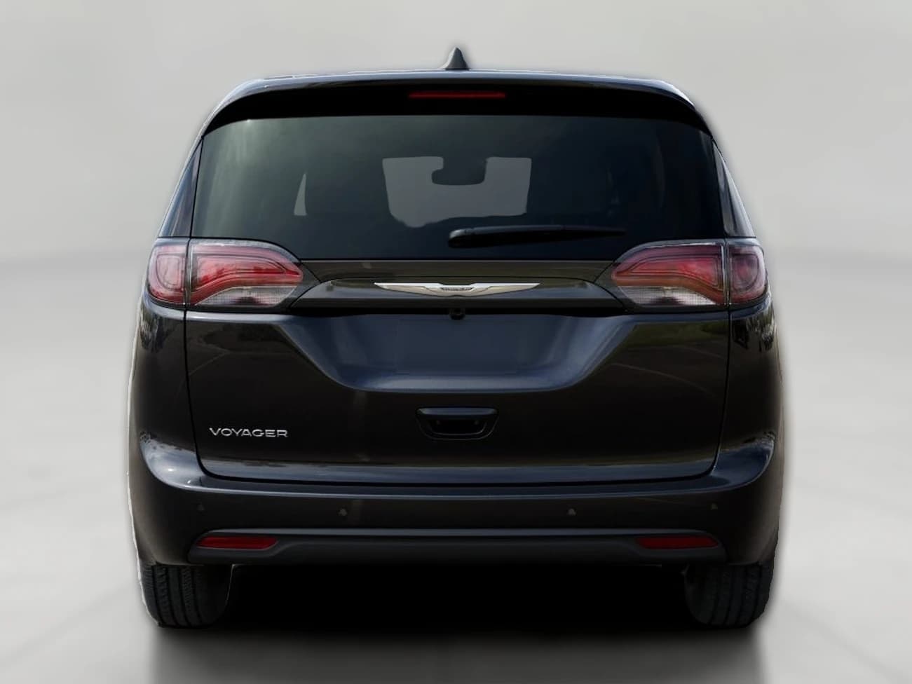 Chrysler Voyager LX FWD 2026 — side view