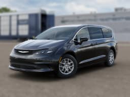Chrysler Voyager LX FWD 2026 — side view
