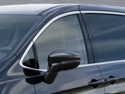 Chrysler Voyager LX FWD 2026 — side view