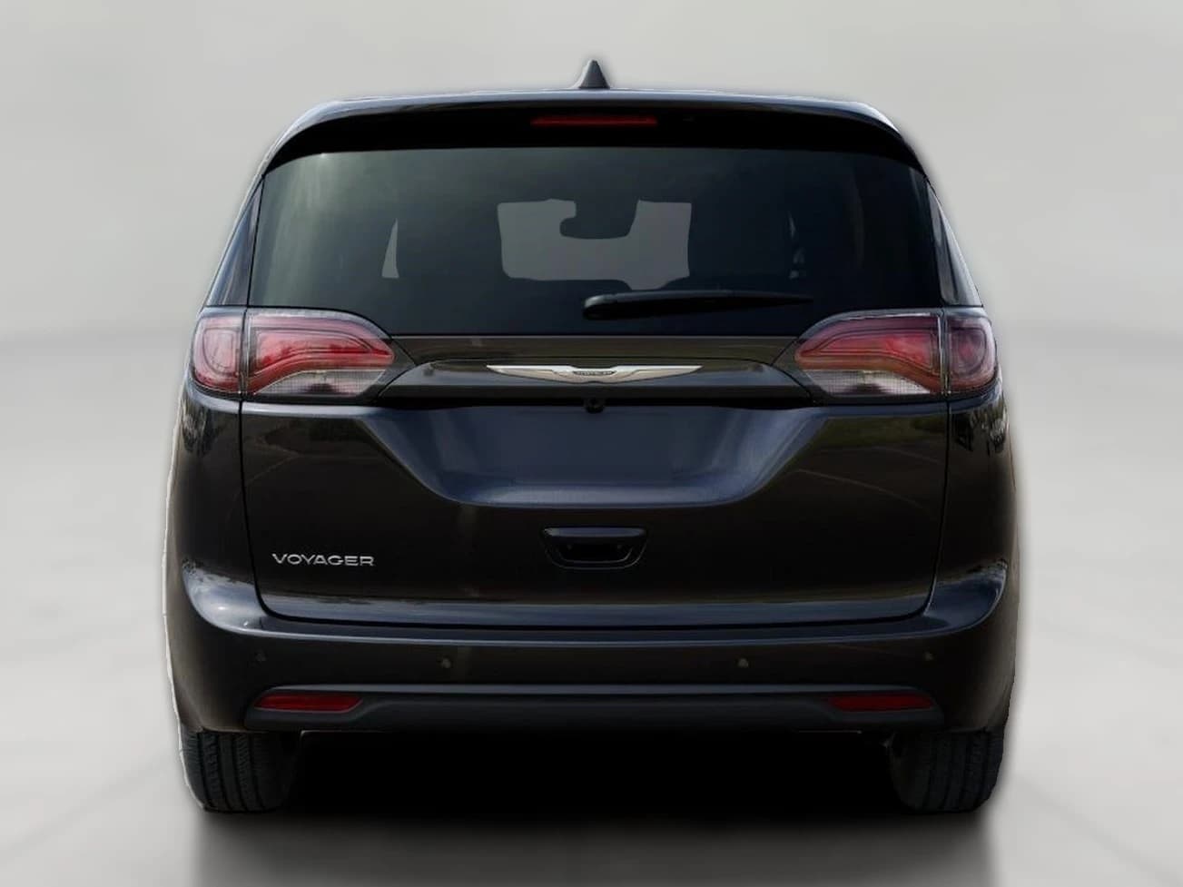 Chrysler Voyager LX FWD 2026 — side view