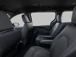 Chrysler Voyager LX FWD 2026 — side view