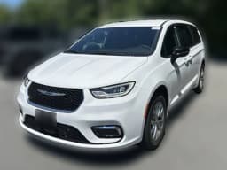 Chrysler Pacifica Select AWD 2026 — side view