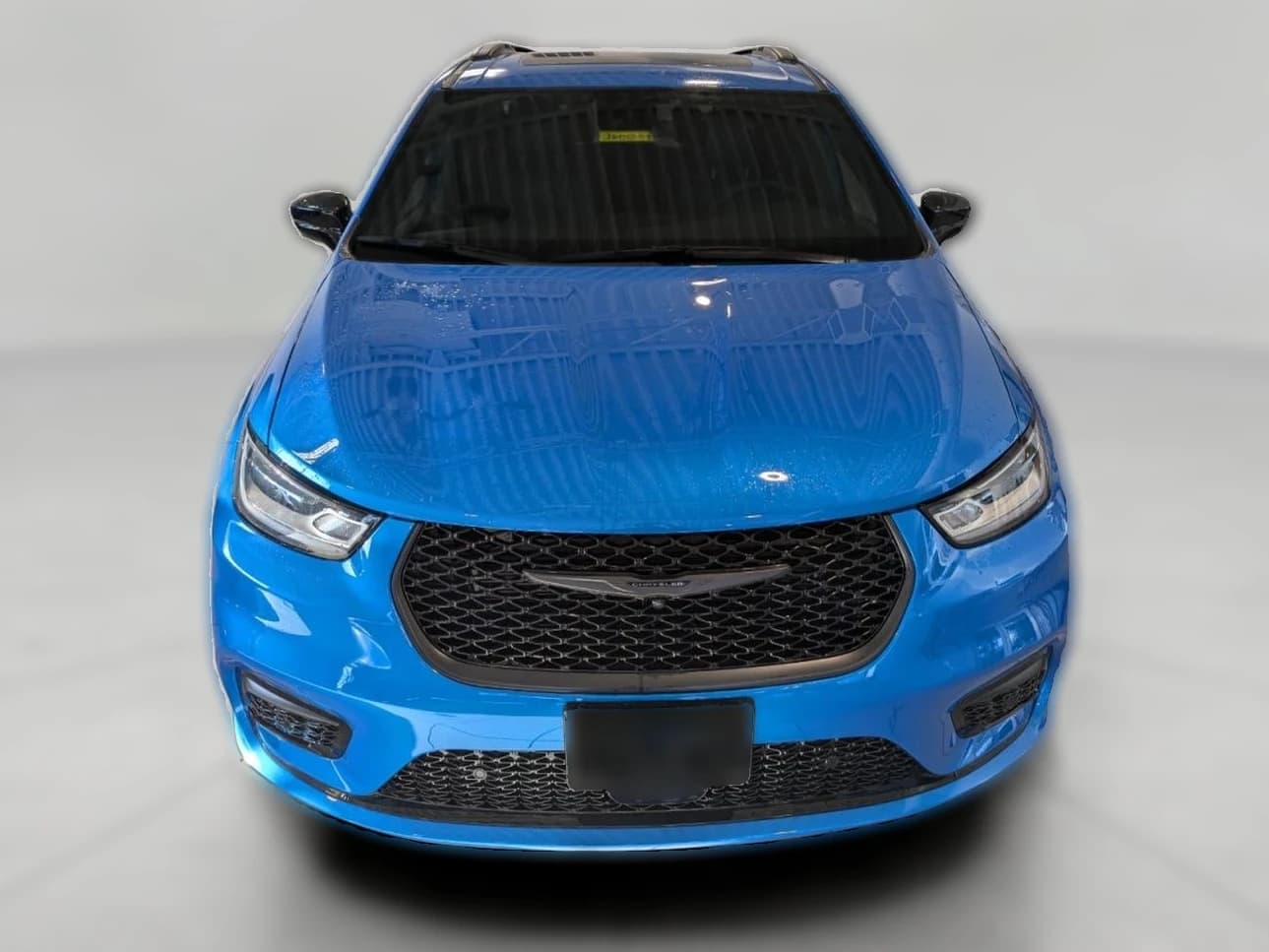 Chrysler Pacifica Select AWD 2026 — side view