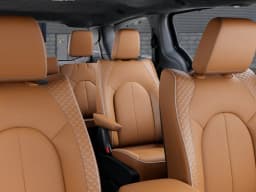Chrysler Pacifica Pinnacle AWD 2026 — side view