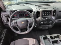 Chevrolet Silverado 2500HD Custom 4WD Crew Cab 159" 2026 — side view