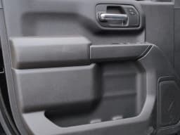 Chevrolet Silverado 2500HD Custom 4WD Crew Cab 159" 2026 — side view