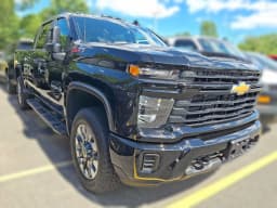 Chevrolet Silverado 2500HD Custom 4WD Crew Cab 159" 2026 — side view
