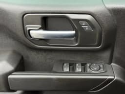 Chevrolet Silverado 2500HD Custom 4WD Crew Cab 159" 2026 — side view