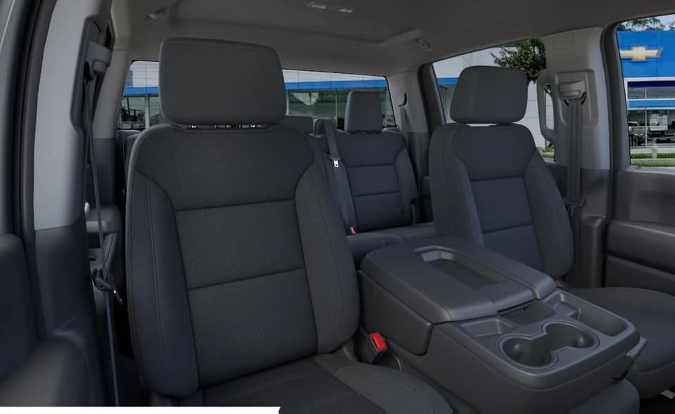 Chevrolet Silverado 2500HD Custom 4WD Crew Cab 159" 2026 — side view