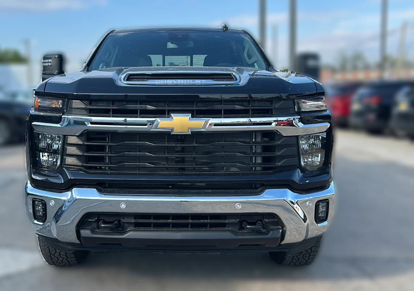 Chevrolet Silverado 2500HD LT 4WD Crew Cab 159" 2026 — side view