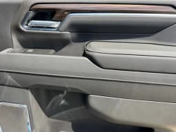 Chevrolet Silverado 2500HD LT 4WD Crew Cab 159" 2026 — side view