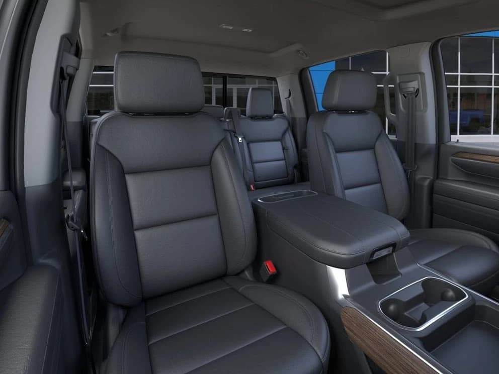 Chevrolet Silverado 2500HD LT 4WD Crew Cab 159" 2026 — side view