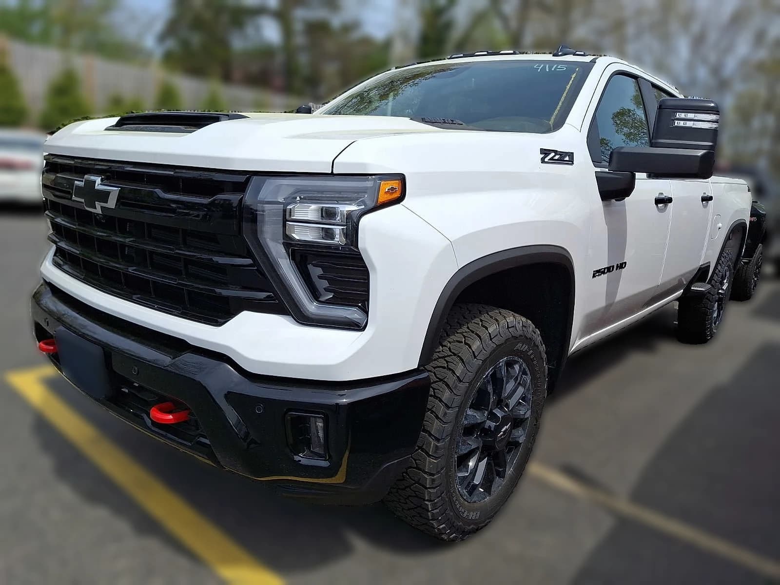 Chevrolet Silverado 2500HD LT 4WD Crew Cab 159" 2026 — side view