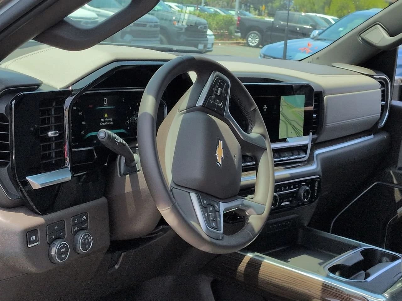 Chevrolet Silverado 2500HD LT 4WD Crew Cab 159" 2026 — side view