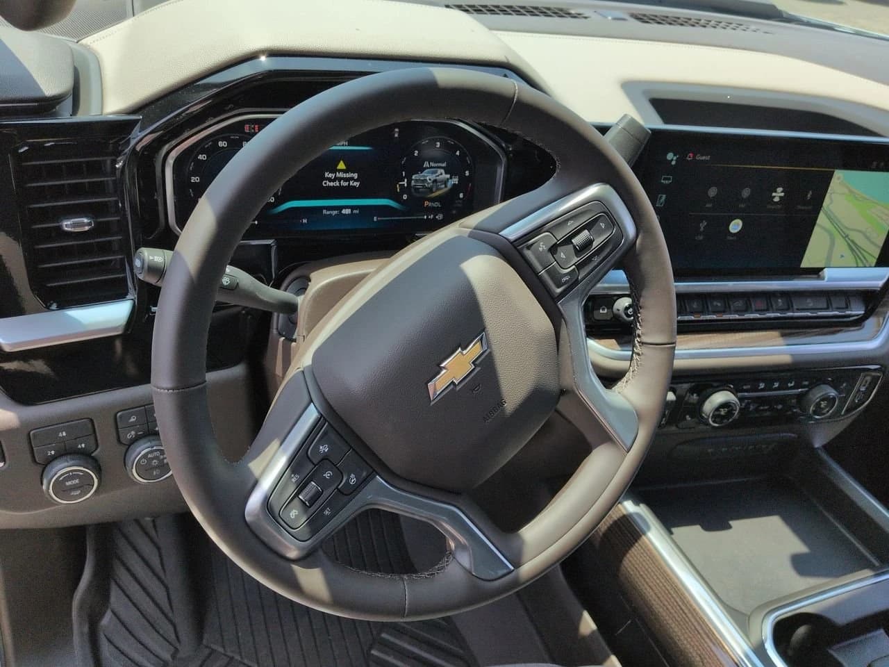 Chevrolet Silverado 2500HD LT 4WD Crew Cab 159" 2026 — side view