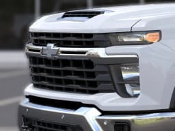 Chevrolet Silverado 2500HD LT 4WD Crew Cab 159" 2026 — side view