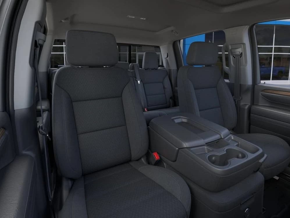 Chevrolet Silverado 2500HD LT 4WD Crew Cab 159" 2026 — side view