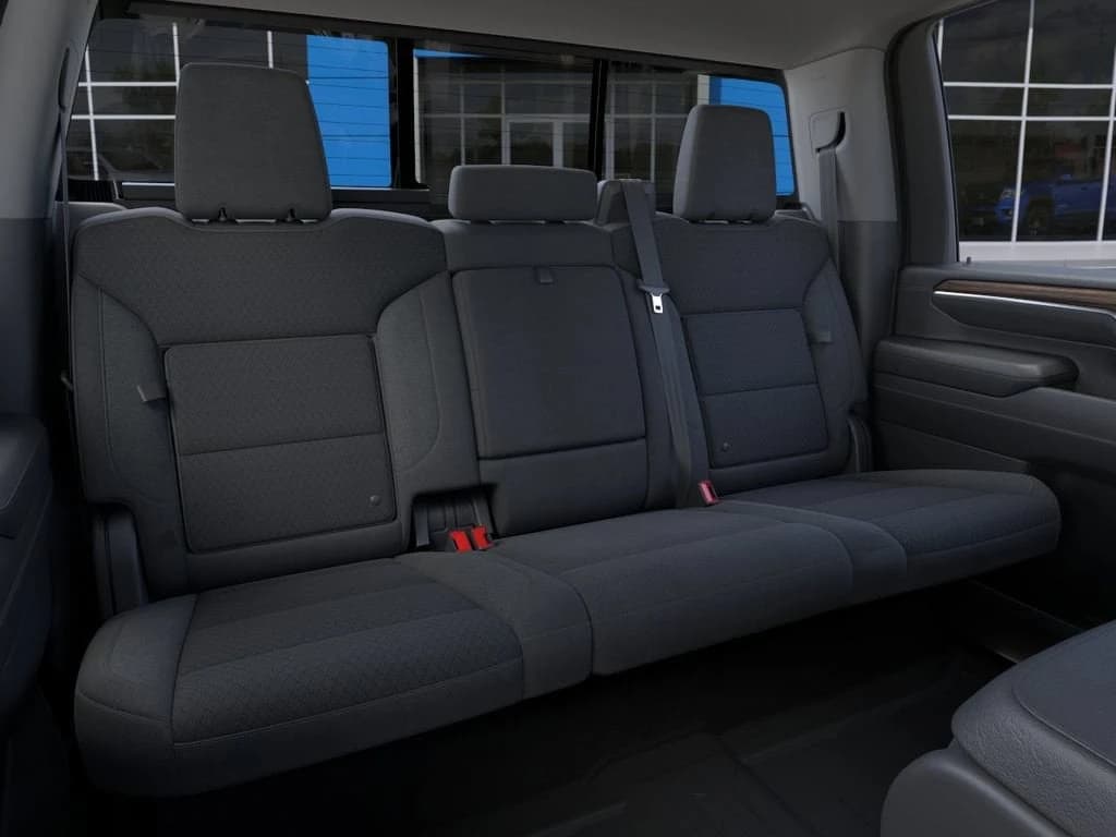 Chevrolet Silverado 2500HD LT 4WD Crew Cab 159" 2026 — side view