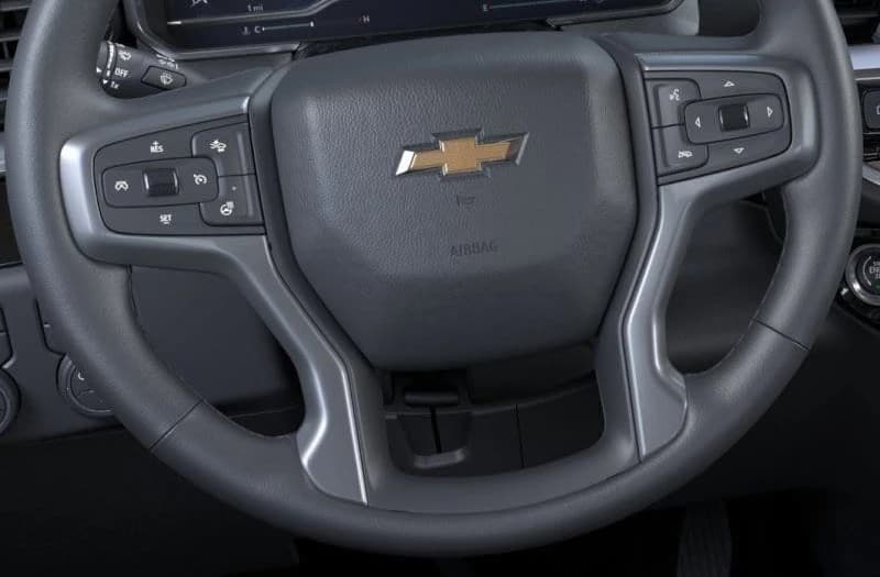 Chevrolet Silverado 2500HD LT 4WD Crew Cab 159" 2026 — side view