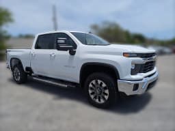 Chevrolet Silverado 2500HD LT 4WD Crew Cab 159" 2026 — side view