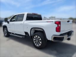 Chevrolet Silverado 2500HD LT 4WD Crew Cab 159" 2026 — side view