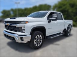 Chevrolet Silverado 2500HD LT 4WD Crew Cab 159" 2026 — side view