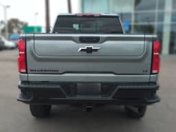 Chevrolet Silverado 2500HD LT 4WD Crew Cab 159" 2026 — side view