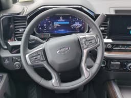 Chevrolet Silverado 2500HD LT 4WD Crew Cab 159" 2026 — side view